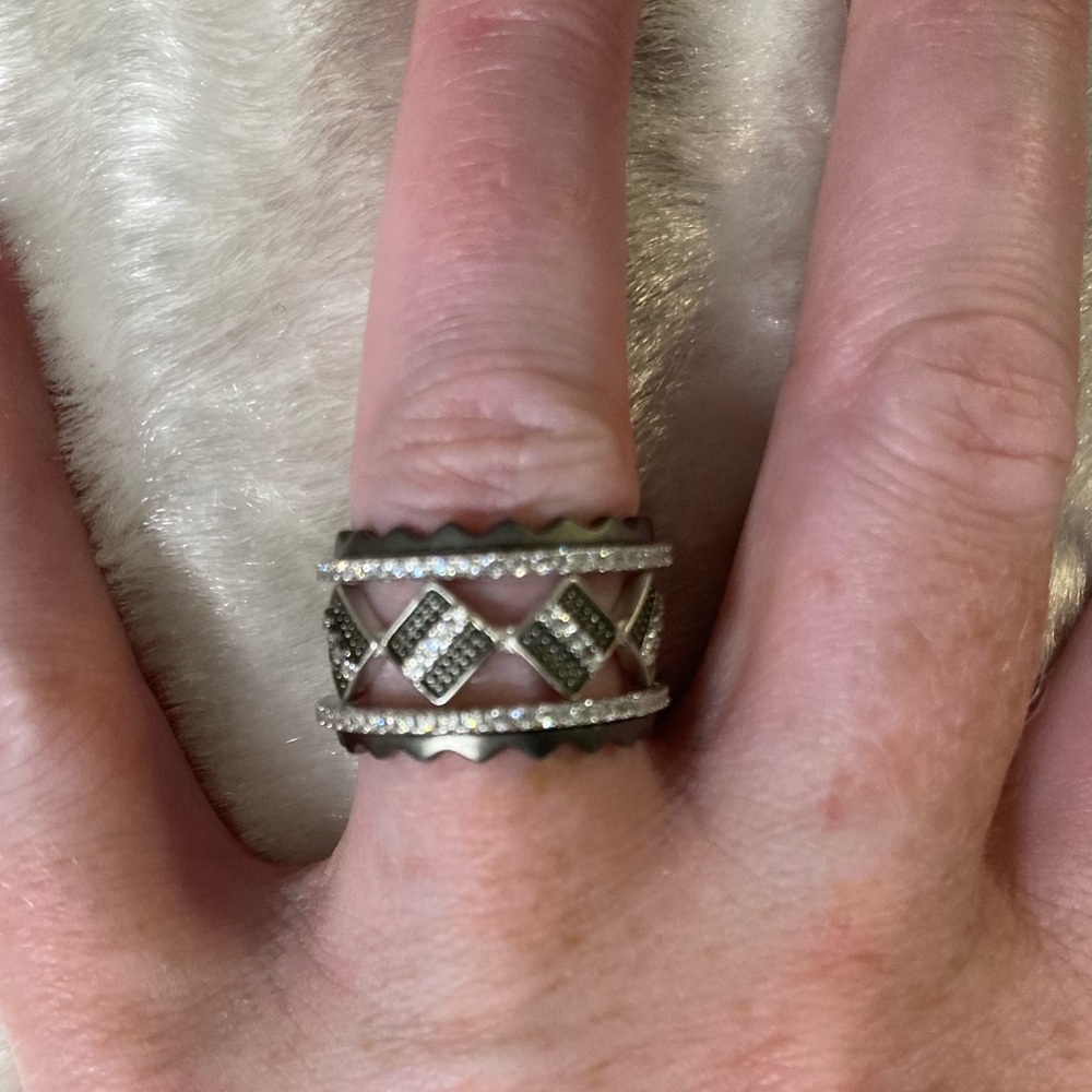 ☘️NWT! Freida Rothman 5 Stackable Rings - Picture 1 of 7